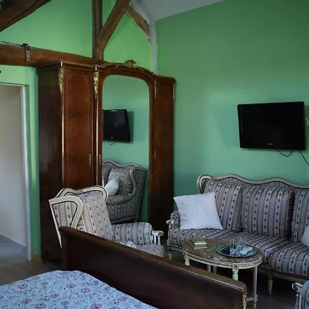 La Demeure De La Juine Guest house Morigny-Champigny